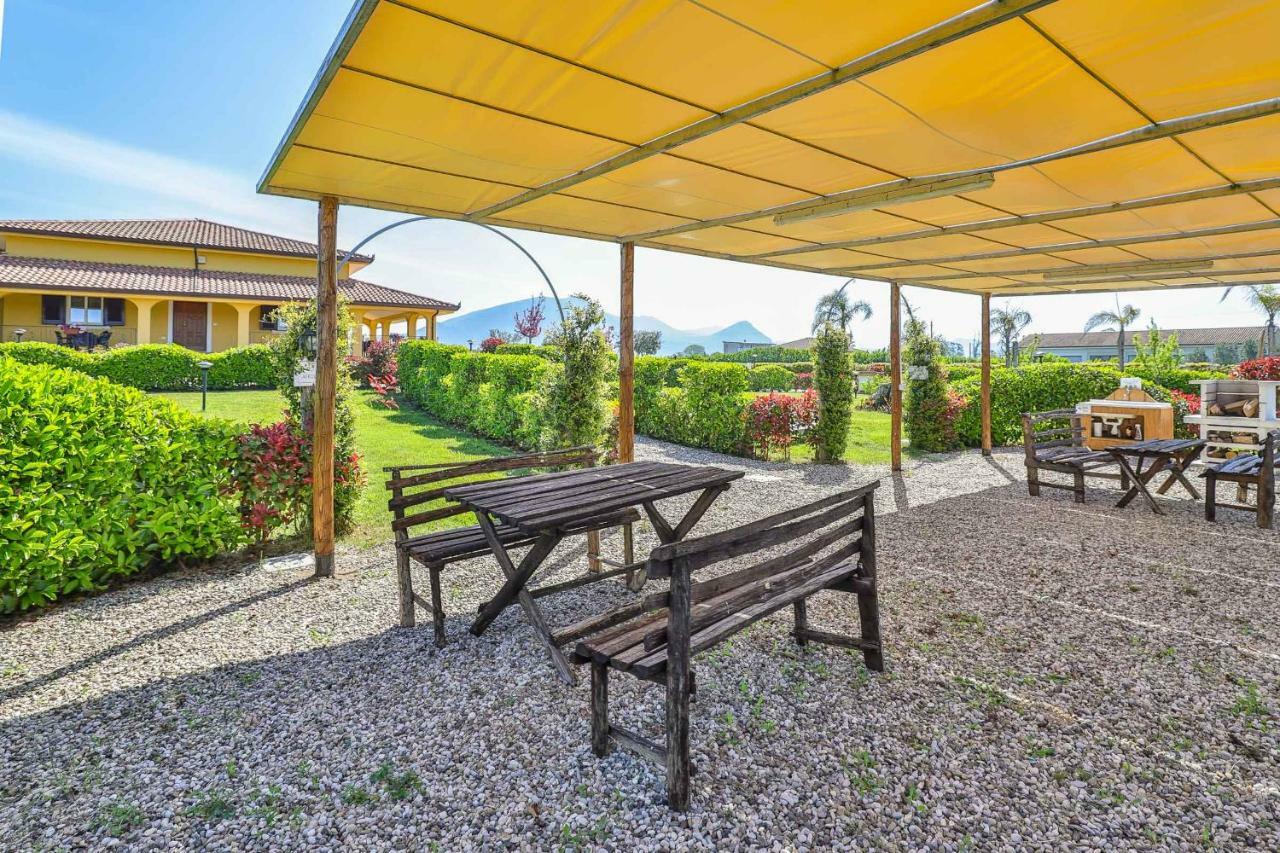 I Giardini Dell'Olimpo Apartment เพสตุม ภายนอก รูปภาพ